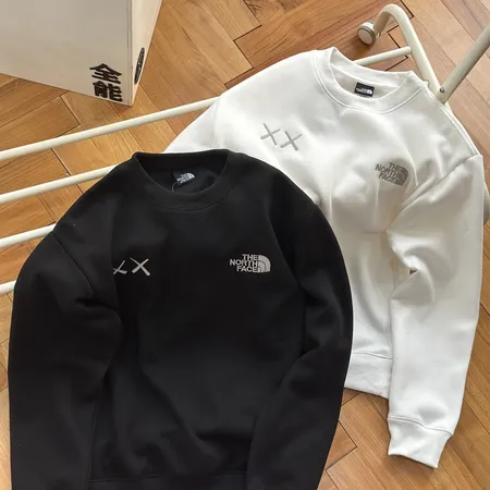 ノースフェイス パーカー