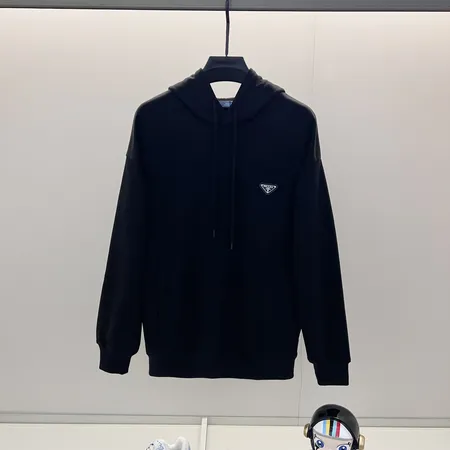 プラダ パーカー