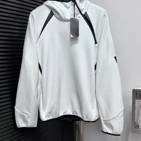 アディダス パーカー