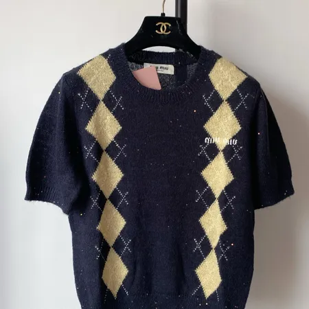 ミュウミュウ Tシャツ