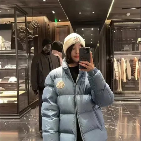 モンクレール ダウンジャケット