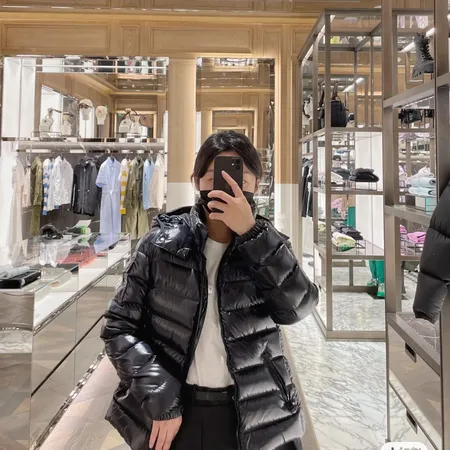 モンクレール ダウンジャケット