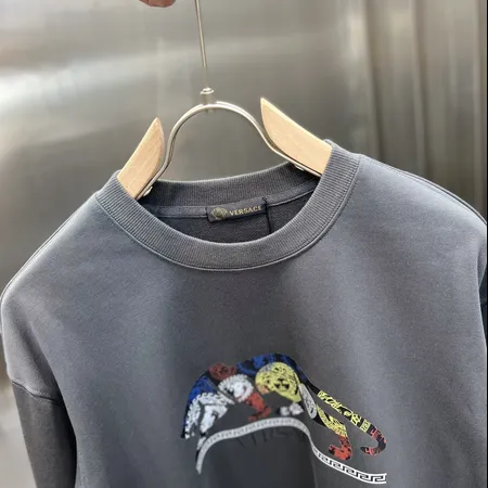 ヴェルサーチ パーカー