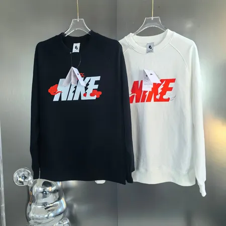 ナイキ パーカー