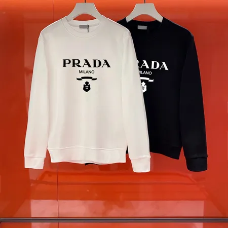 プラダ パーカー