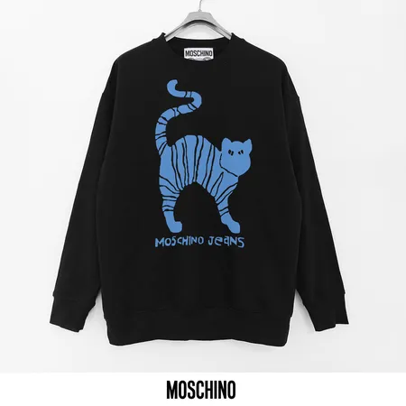 モスキーノ パーカー