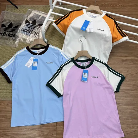 アディダス Tシャツ