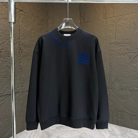 ジバンシィ パーカー