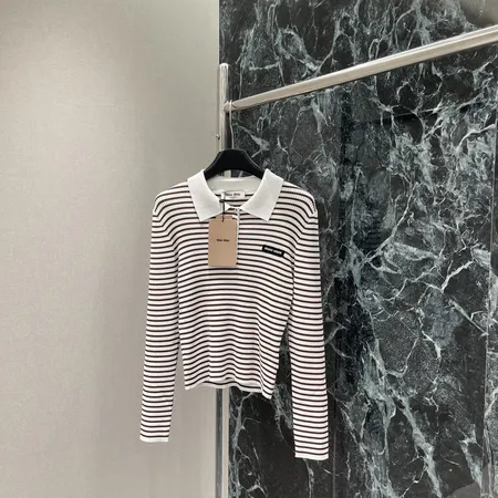 ミュウミュウ Tシャツ