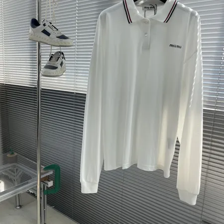 ミュウミュウ パーカー