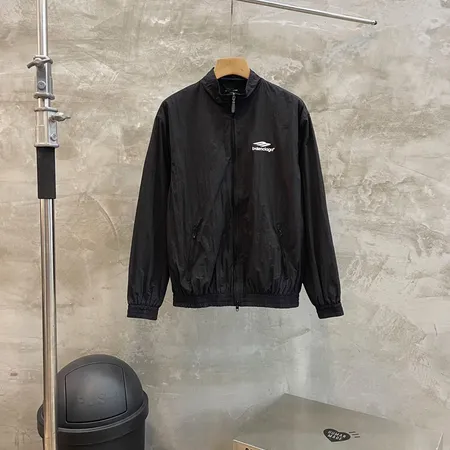 バレンシアガ ジャケット