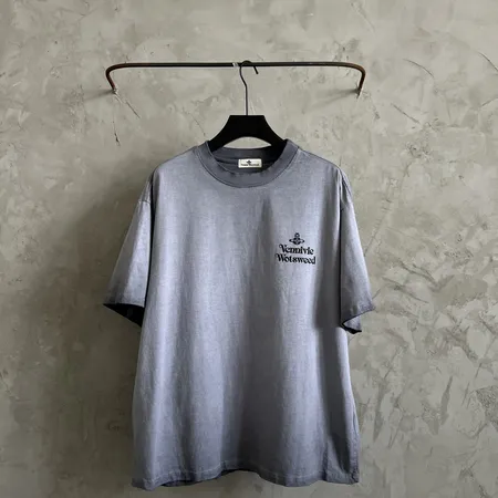 ヴィヴィアン・ウエストウッド Tシャツ