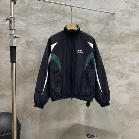 バレンシアガ ジャケット