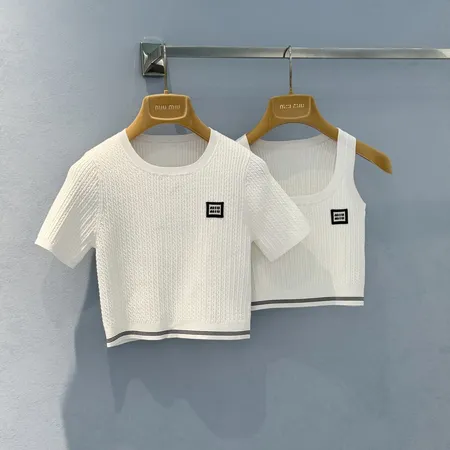 ミュウミュウ Tシャツ