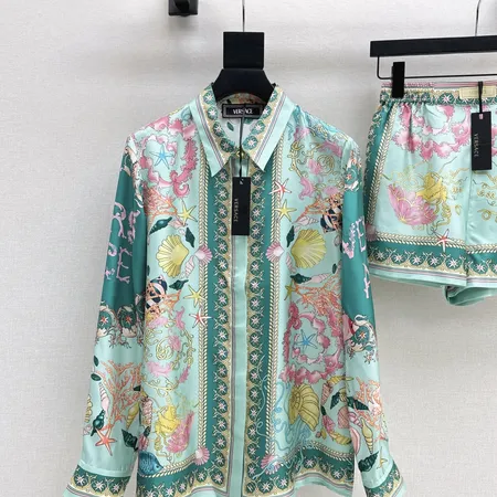 ヴェルサーチ シャツ