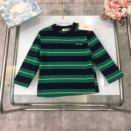 ミュウミュウ パーカー