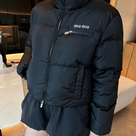 ミュウミュウ ダウンジャケット