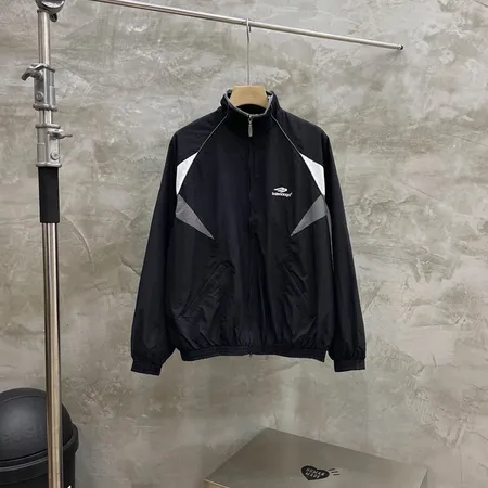 バレンシアガ ジャケット