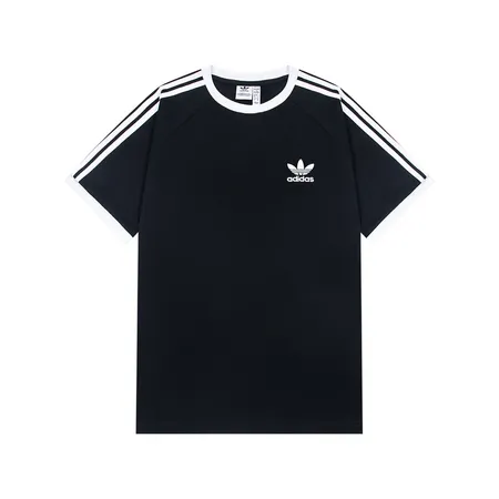 アディダス Tシャツ