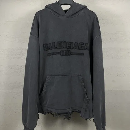 バレンシアガ パーカー