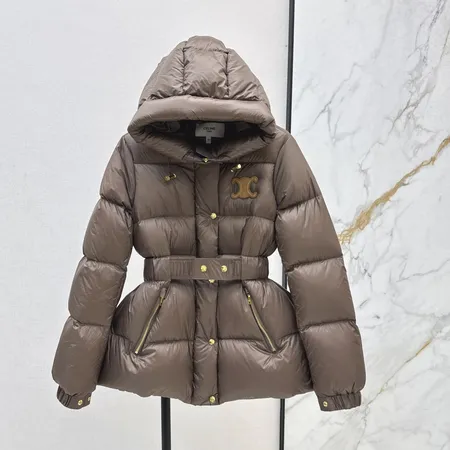 セリーヌ ダウンジャケット