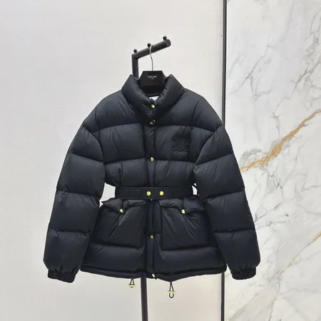 セリーヌ ダウンジャケット