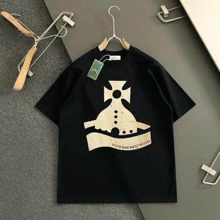 ヴィヴィアン・ウエストウッド Tシャツ