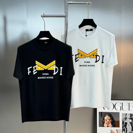 フェンディ Tシャツ