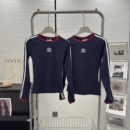 アディダス Tシャツ