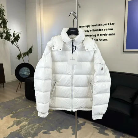 モンクレール ダウンジャケット
