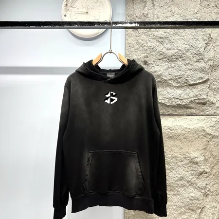 バレンシアガ パーカー