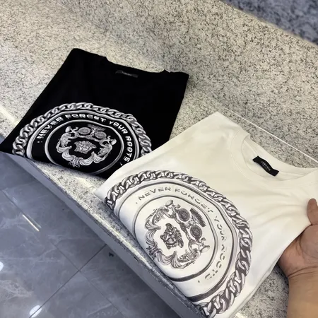 ヴェルサーチ Tシャツ