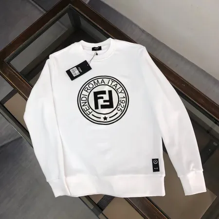 フェンディ パーカー