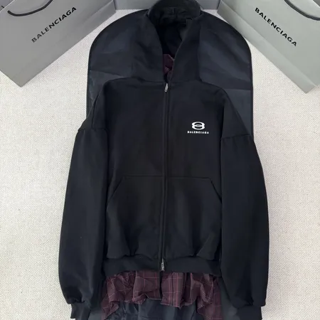 バレンシアガ ジャケット