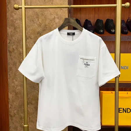 フェンディ Tシャツ