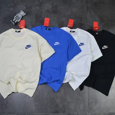 ナイキ Tシャツ