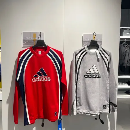 アディダス パーカー