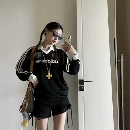 アディダス パーカー