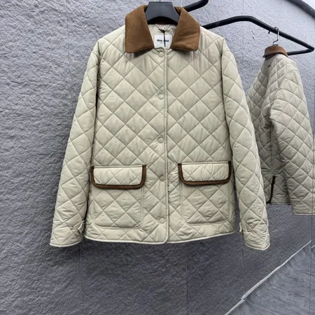 ミュウミュウ ダウンジャケット