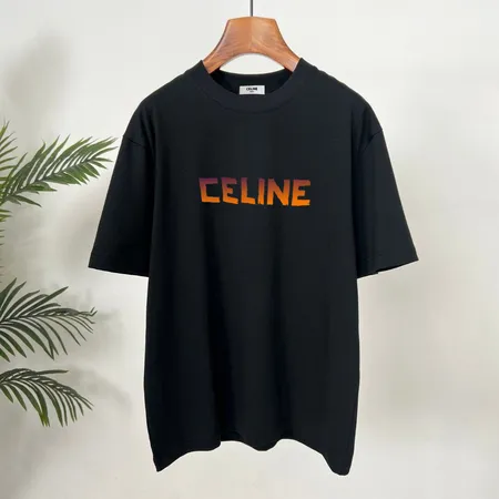 セリーヌ Tシャツ