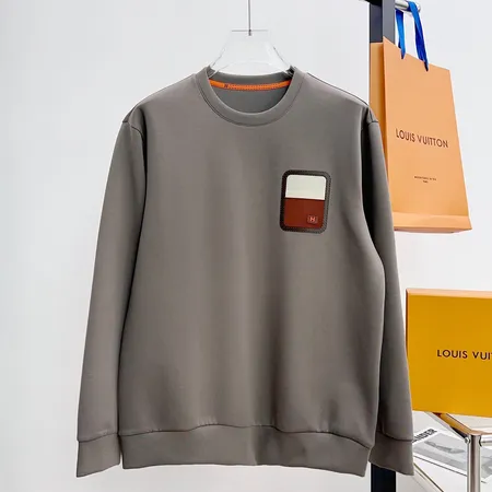 エルメス パーカー