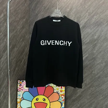 ジバンシィ パーカー