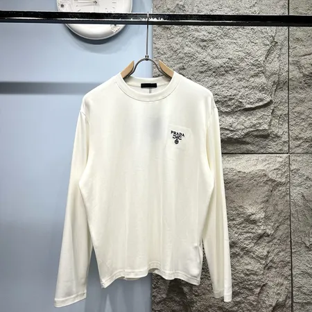 プラダ パーカー