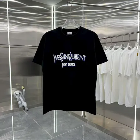 イブサンローラン Tシャツ