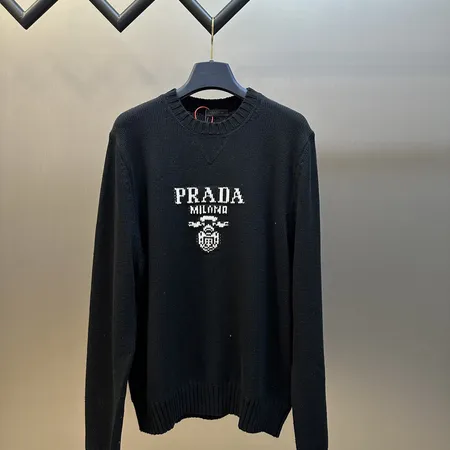 プラダ パーカー