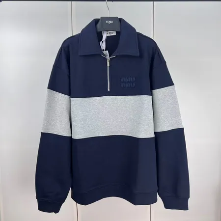 ミュウミュウ パーカー