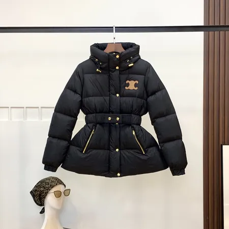 セリーヌ ダウンジャケット