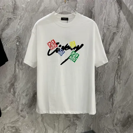 ジバンシィ Tシャツ