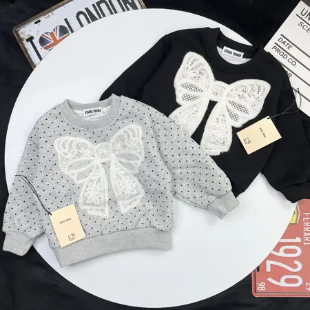 ミュウミュウ パーカー