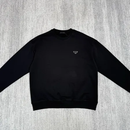 プラダ パーカー